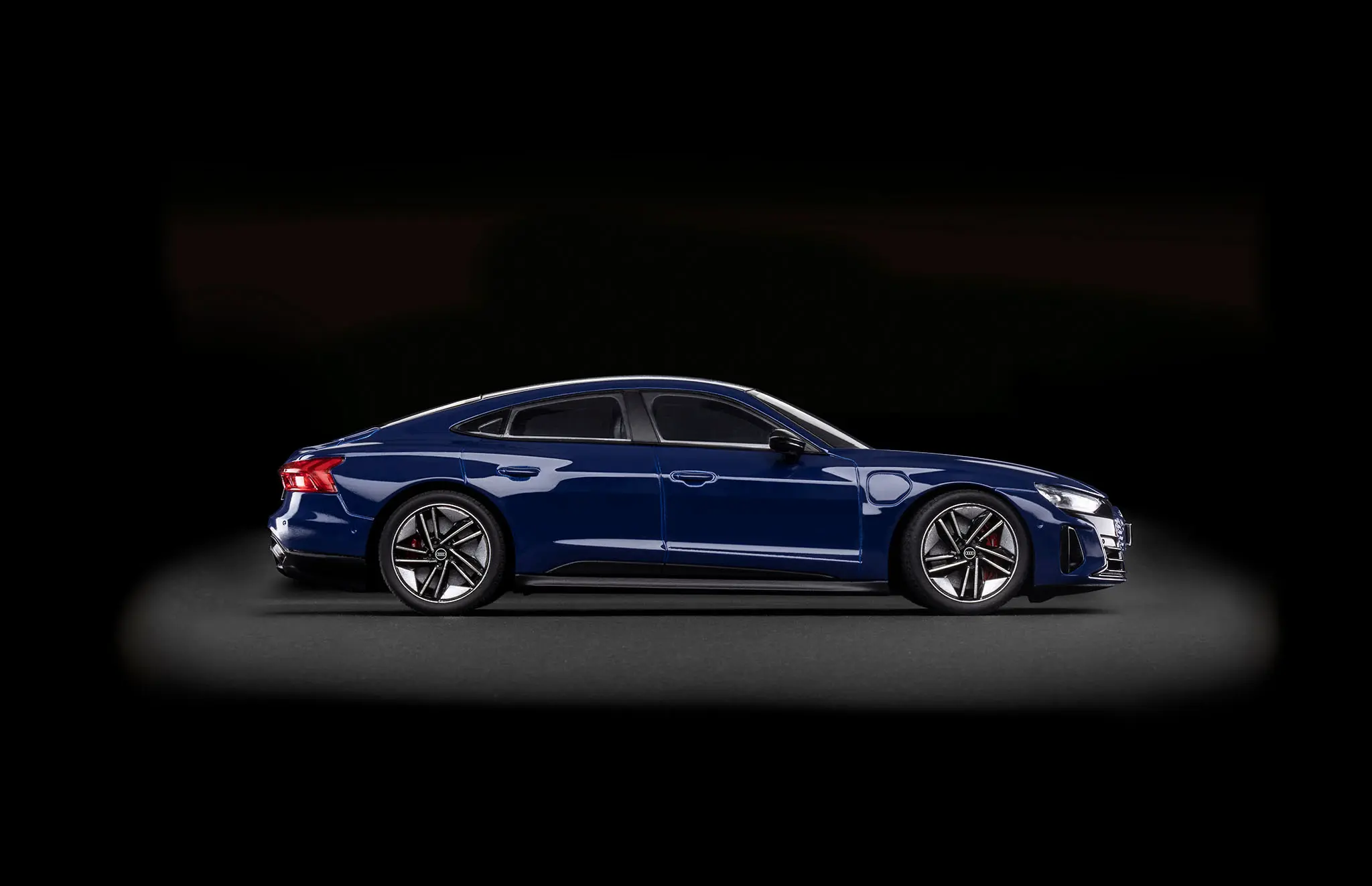 Revell 07698 - Audi RS E-tron GT 5 Revell 07698 - Audi RS E-tron GT – Bild 3