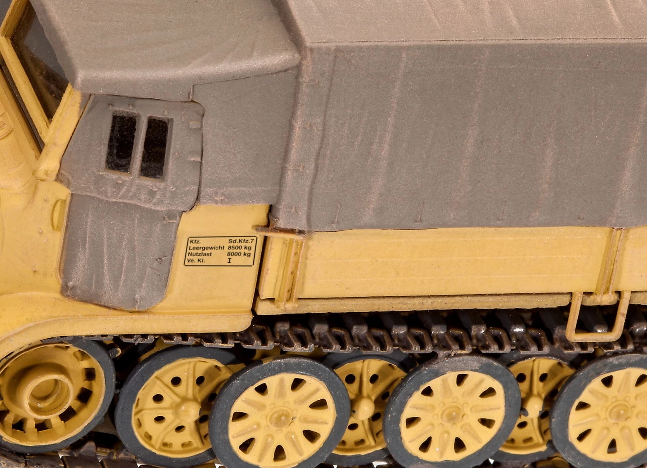Revell 03263 - Sd.Kfz. 7 (Late Production) 4 Revell 03263 - Sd.Kfz. 7 (Late Production) – Bild 2