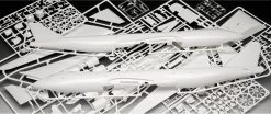 Revell 03836 - Boeing 747-8F CARGOLUX LX-VCF Facemask -Revell revell 03836 boeing 747 8f cargolux facemask modellbau