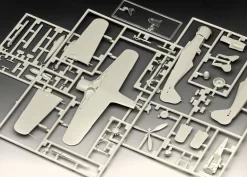 Revell 03898 - Focke Wulf Fw190 F-8 -Revell revell 03898 focke wulf fw190 f 8 modell