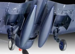 Revell 03917 - F4U-1B Corsair Royal Navy