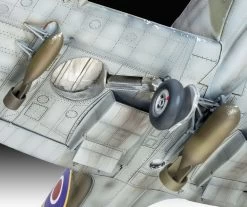 Revell 03927 - Supermarine Spitfire Mk.IXc -Revell revell 03927 supermarine spitfire modellbau