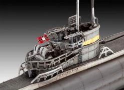 Revell 05154 - German Submarine Type VII C/4 -Revell revell 05154 deutsches uboot typ vii