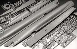 Revell 05166 - Deutsches U-Boot TYP IXC U67 U154 Modell 12 Revell 05166 - Deutsches U-Boot TYP IXC U67 U154 Modell -Revell revell 05166 deutsches u boot typ ixc modell