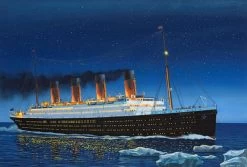 REVELL 05210 1:700 R.M.S. TITANIC -Revell revell 05210 1 700 r m s titanic 2