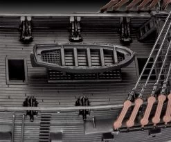 Revell 05499 - Black Pearl -Revell revell 05499 black pearl modell