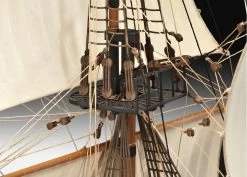 Revell 05605 - Piratenschiff -Revell revell 05605 piratenschiff saling