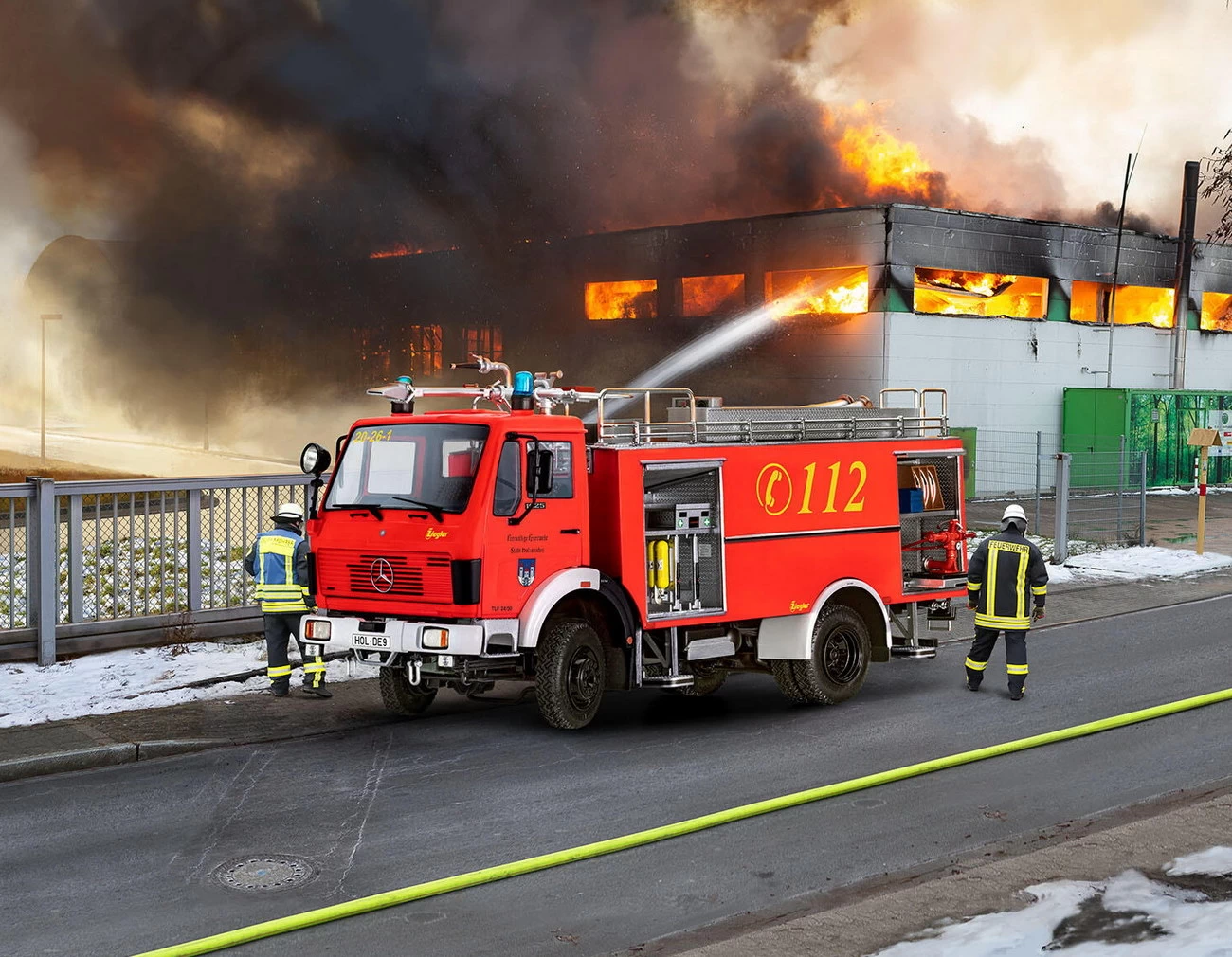 Revell 07516 - Mercedes-Benz 1625 TLF 24/50 5 Revell 07516 - Mercedes-Benz 1625 TLF 24/50 – Bild 3