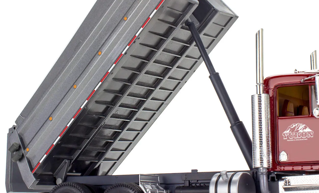 Revell 12628 - Kenworth W-900 Dump Truck 6 Revell 12628 - Kenworth W-900 Dump Truck – Bild 4