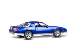 REVELL 14540 1:24 1985 Chevy Camaro Z28 -Revell revell 14540 1 24 1985 chevy camaro z28 2