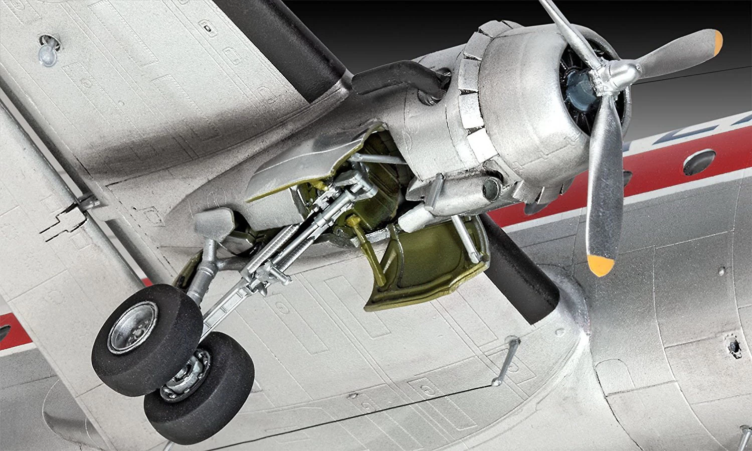 Revell 04947 - DC-4 Balair / Iceland Airways 3 Revell 04947 - DC-4 Balair / Iceland Airways