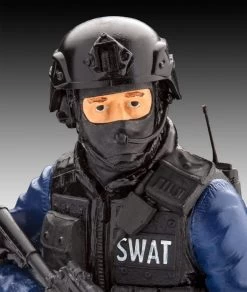 Revell 02805 - SWAT Officer - Modell Figur -Revell revell swat officer 02805
